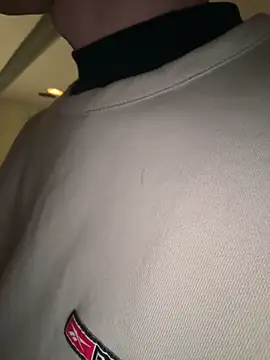 JadonZ 04263 online show from 11/03/25, 06:03