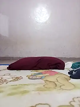 Snapshot of sdlmona chatting on 12/02/25, 08:26 sdlmona online show from 12/02/25, 08:26