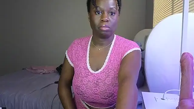 ladiosa selene online show from 11/19/25, 04:23