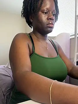 ladiosa selene online show from 12/04/25, 03:10