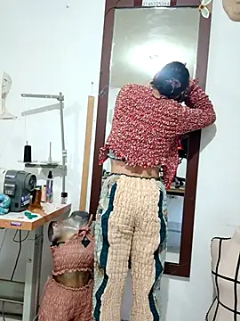 PaulinaLondra2 online show from 12/01/25, 12:43