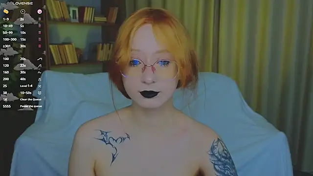 Snapshot of WICKEDEMBER chatting on 03/15/26, 01:55 WICKEDEMBER online show from 03/15/26, 01:55