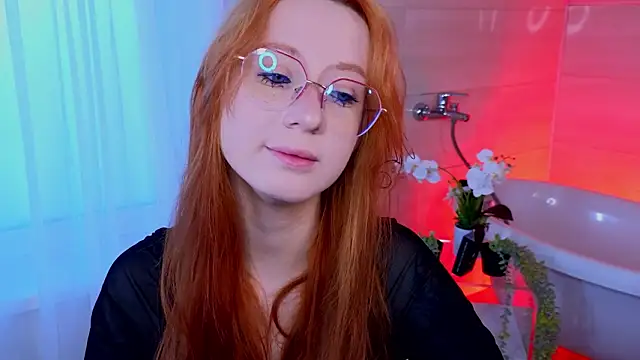 Snapshot of WICKEDEMBER chatting on 03/16/26, 01:44 WICKEDEMBER online show from 03/16/26, 01:44