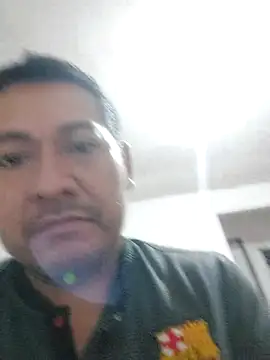 Snapshot of Davimo10 chatting on 11/09/25, 12:31 Davimo10 online show from 11/09/25, 12:31