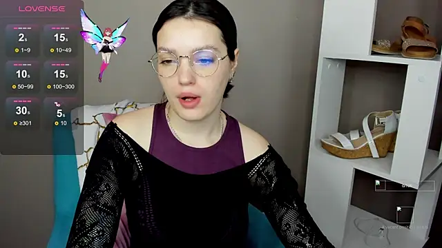 Karina Kellyy online show from 11/16/25, 02:50