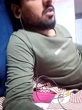 naughtyboyjii online show from 11/11/25, 05:29