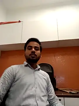 naughtyboyjii online show from 11/19/25, 04:56