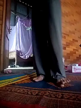 LenaLy2k online show from 12/03/25, 12:07