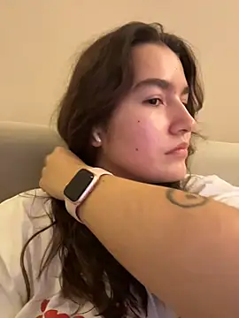 Snapshot of provocatrixxxx chatting on 11/19/25, 01:33 provocatrixxxx online show from 11/19/25, 01:33