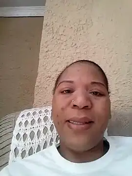 juicylips58 online show from 11/06/25, 07:42