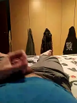 Snapshot of Cini75 chatting on 02/02/26, 06:50 Cini75 online show from 02/02/26, 06:50