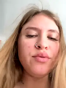 Eva Renny online show from 11/05/25, 06:24