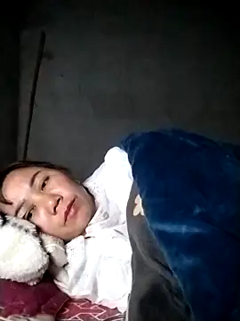 Snapshot of be-yeu chatting on 11/17/25, 01:50 be-yeu online show from 11/17/25, 01:50