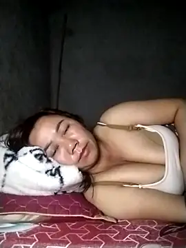 Snapshot of be-yeu chatting on 11/20/25, 11:26 be-yeu online show from 11/20/25, 11:26