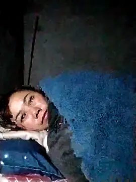 Snapshot of be-yeu chatting on 12/02/25, 01:50 be-yeu online show from 12/02/25, 01:50