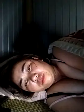 Snapshot of be-yeu chatting on 12/15/25, 08:46 be-yeu online show from 12/15/25, 08:46