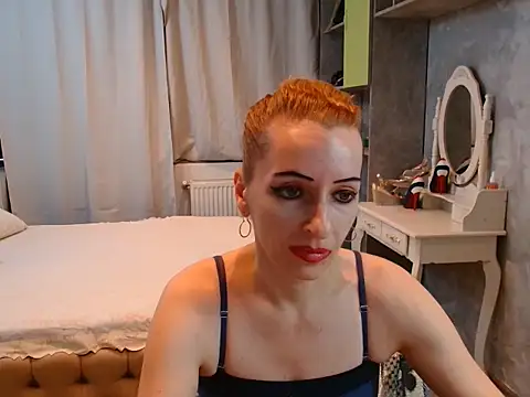 Snapshot of AnneDevrim chatting on 11/12/25, 06:58 AnneDevrim online show from 11/12/25, 06:58