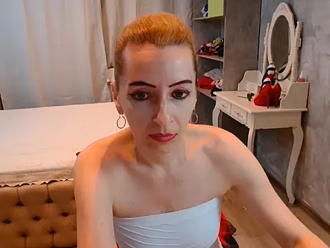 Snapshot of AnneDevrim chatting on 12/02/25, 07:14 AnneDevrim online show from 12/02/25, 07:14