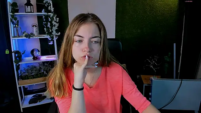 baby hotte online show from 06/18/26, 06:24