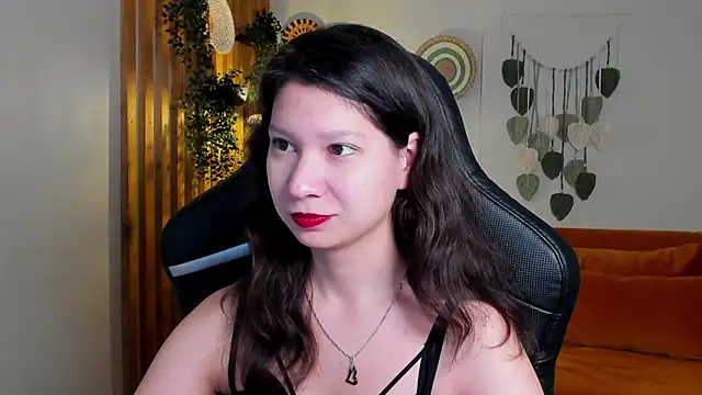 SaraDenars online show from 11/26/25, 05:19