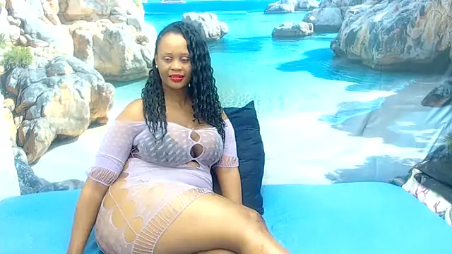 AUGUSTBLOOMxx online show from 05/25/26, 04:07