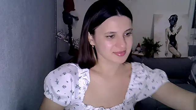 KiraHoney online show from 12/16/25, 08:58