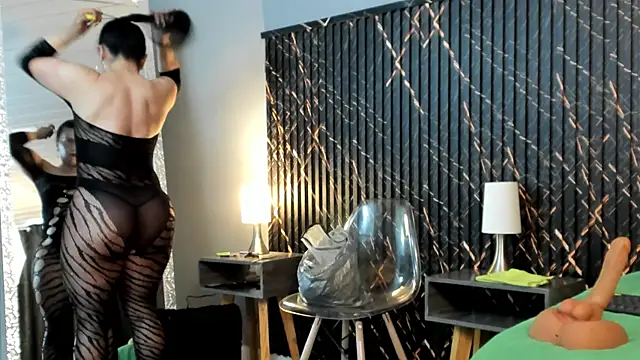 clara heat online show from 07/22/26, 07:05