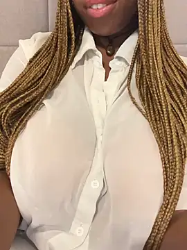 Snapshot of Naughty_JessieX chatting on 11/04/25, 06:29 Naughty JessieX online show from 11/04/25, 06:29