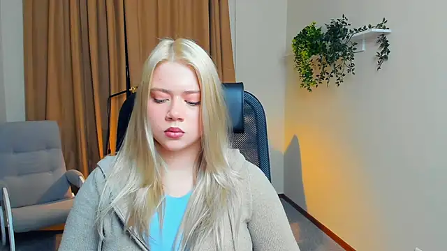 MichelinaRiff online show from 11/04/25, 01:54