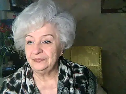 ValeriaKroww online show from 04/25/26, 05:10