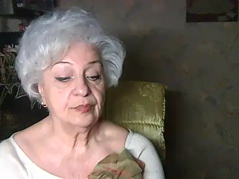 ValeriaKroww online show from 05/07/26, 07:52