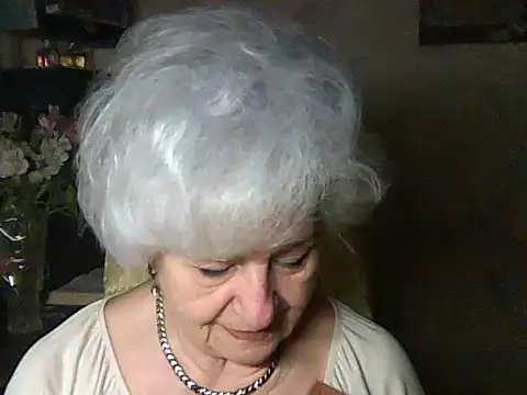 ValeriaKroww online show from 05/16/26, 04:39
