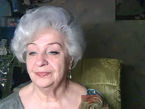ValeriaKroww online show from 05/19/26, 04:19