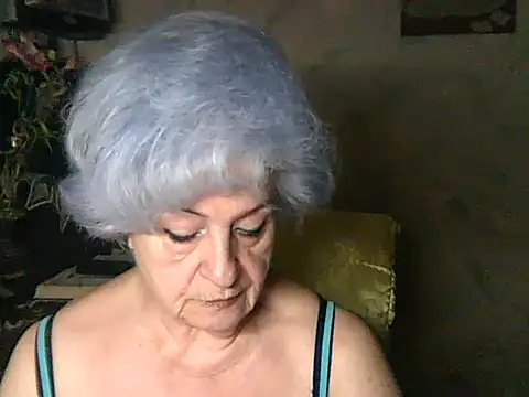 ValeriaKroww online show from 07/02/26, 06:14