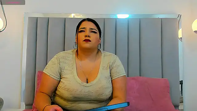 Snapshot of Lilith_Aliany_ chatting on 12/02/25, 01:28 Lilith Aliany online show from 12/02/25, 01:28