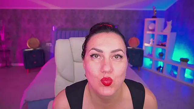 VelvetLuck online show from 07/22/26, 12:57