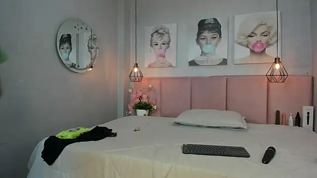 sensual skinny online show from 11/20/25, 09:03