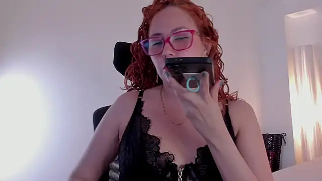 MistressErza online show from 06/09/26, 07:03