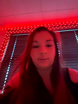 Snapshot of thickfarmtwat chatting on 11/17/25, 09:20 thickfarmtwat online show from 11/17/25, 09:20