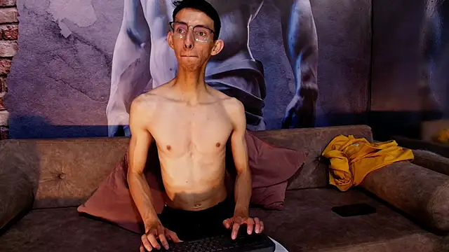 ZyroNight online show from 11/05/25, 05:13