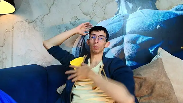 ZyroNight online show from 11/26/25, 07:37