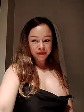 thu-cuoi online show from 11/30/25, 11:31