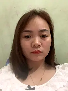 Snapshot of Bana-gibee chatting on 12/04/25, 06:05 Bana-gibee online show from 12/04/25, 06:05