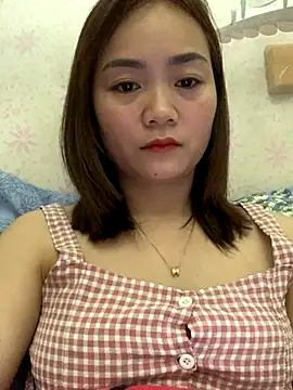 Snapshot of Bana-gibee chatting on 12/05/25, 06:04 Bana-gibee online show from 12/05/25, 06:04