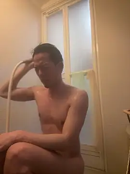 Snapshot of ippei0001 chatting on 03/13/26, 08:21 ippei0001 online show from 03/13/26, 08:21