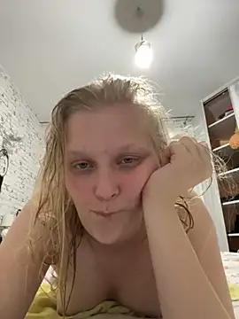 Snapshot of hotgoodgirll chatting on 12/01/25, 07:41 hotgoodgirll online show from 12/01/25, 07:41