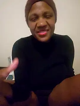 Snapshot of Mommy_Sienna chatting on 03/24/26, 08:25 Mommy Sienna online show from 03/24/26, 08:25