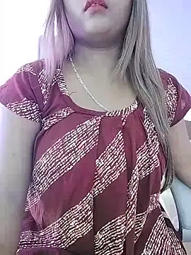 LoveLy-Soneya online show from 06/17/26, 04:19
