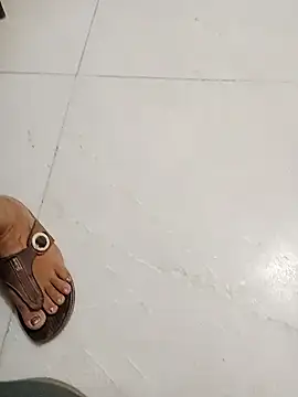 Redhotrose couple online show from 11/14/25, 02:38