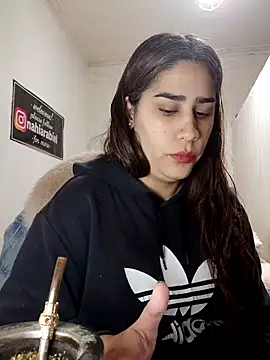 nahiarabiel33 online show from 06/30/26, 07:48